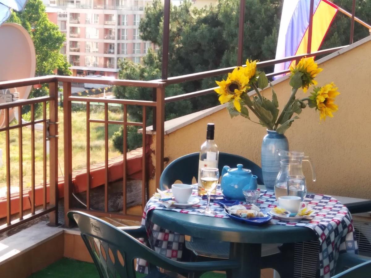 Golden Dreams Apartment Sunny Beach Esterno foto